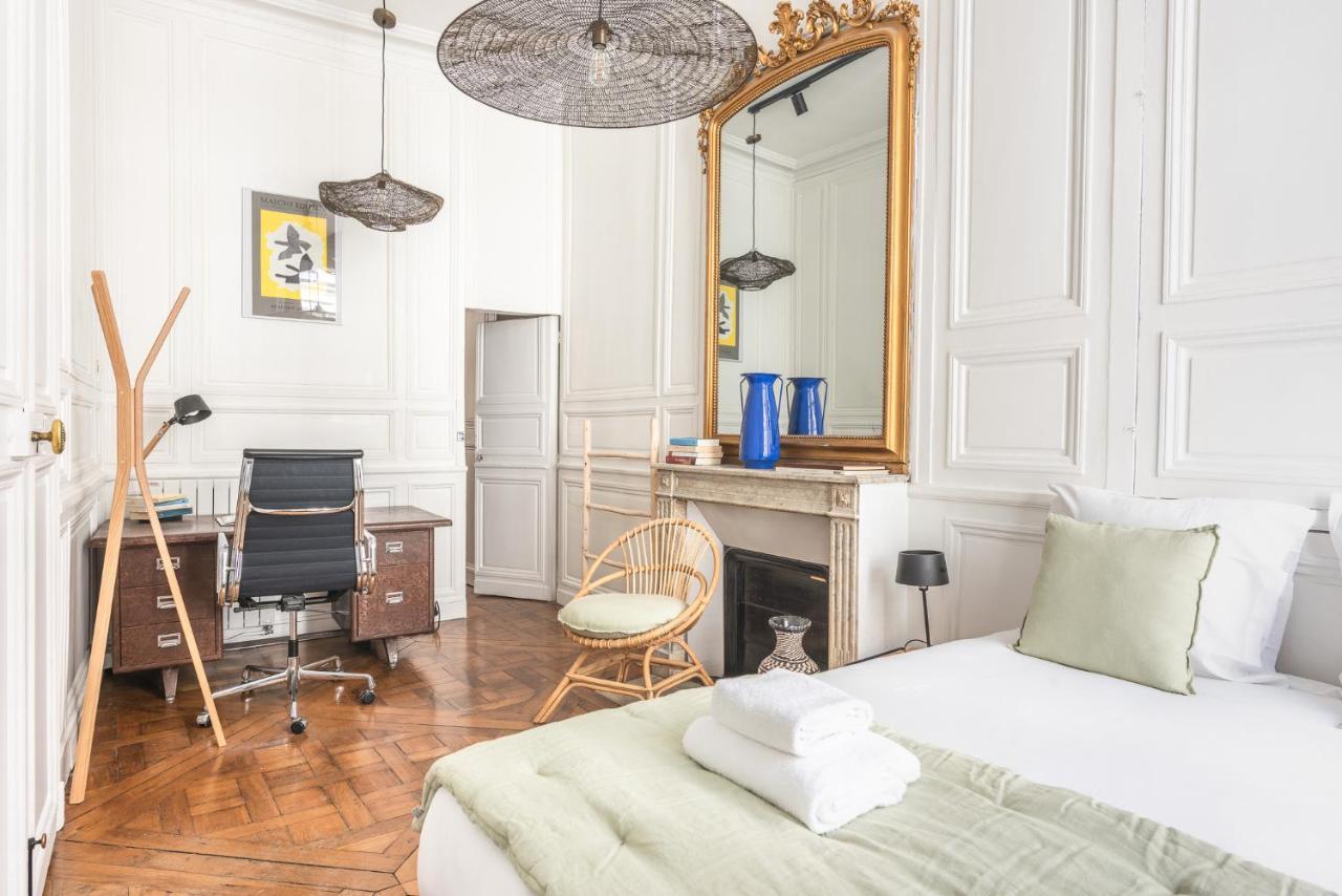 Outstanding Parisian Flat In Heart Of Paris Center Apartamento Exterior foto