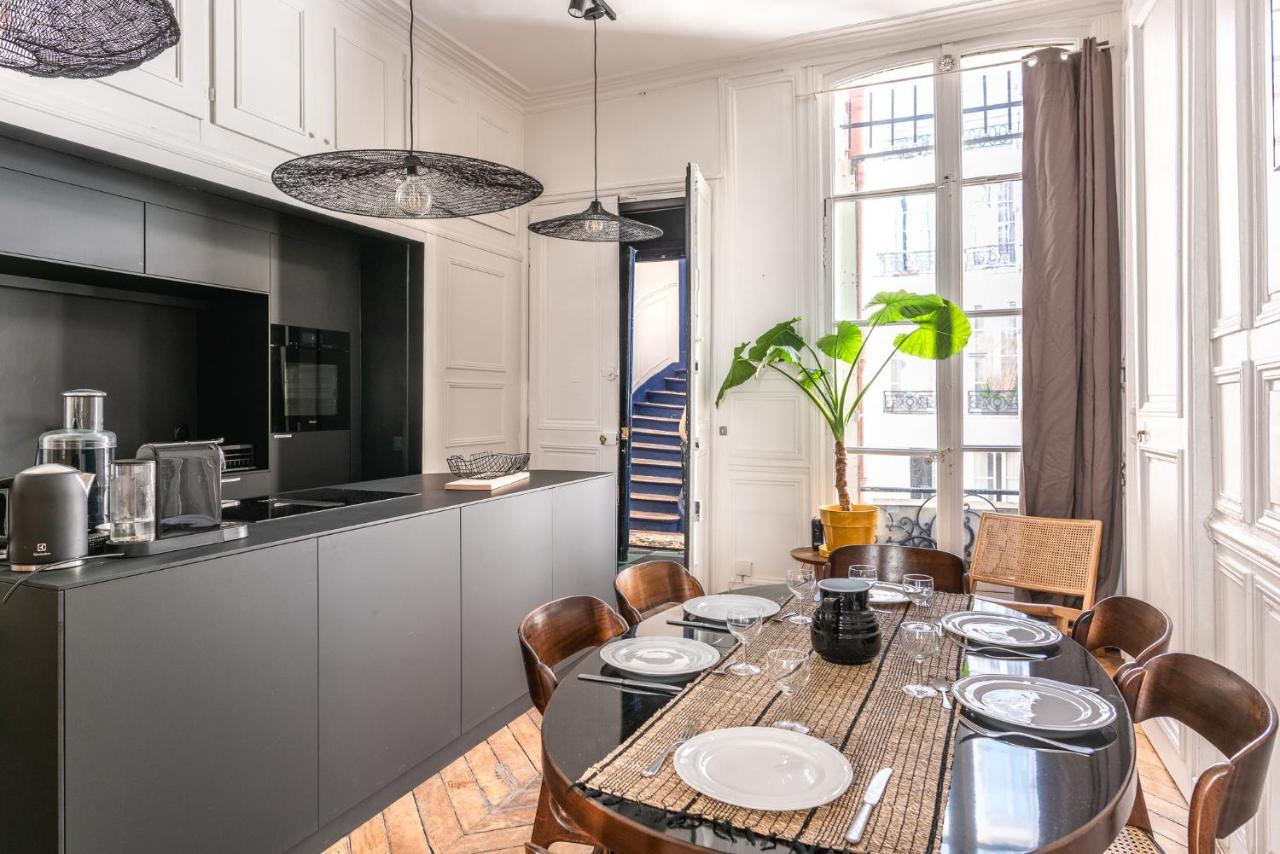 Outstanding Parisian Flat In Heart Of Paris Center Apartamento Exterior foto