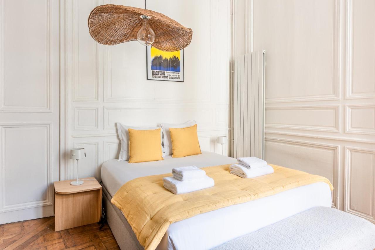 Outstanding Parisian Flat In Heart Of Paris Center Apartamento Exterior foto